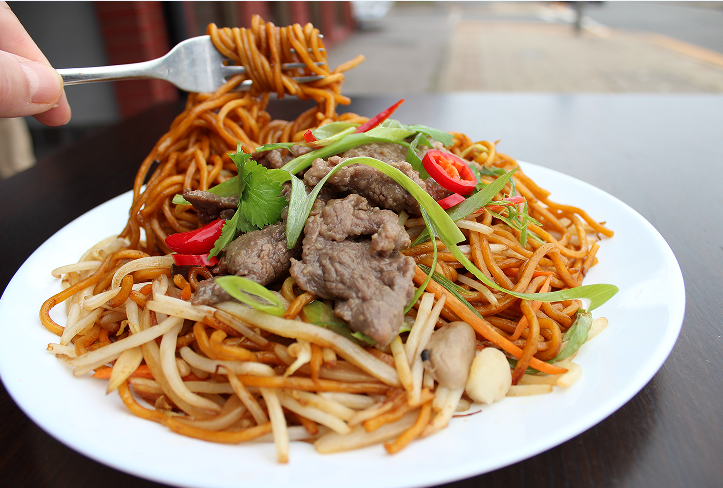 Beef Fried Noodles (牛肉炒麵)